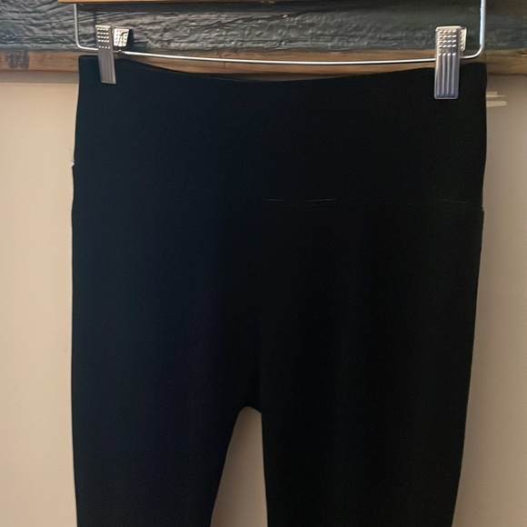 White House Black Market Velvet Instantly Slimming Leggings Size Small - Picture 6 of 16